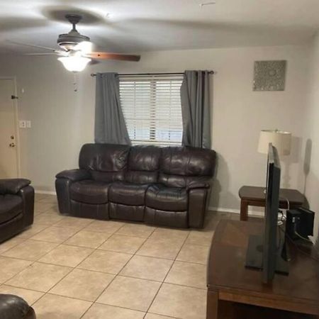 Great Getaway 2 Story Home! Harlingen Tx 外观 照片